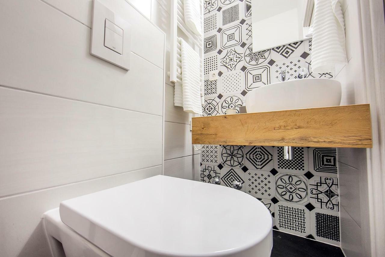 Rooms Nela Сплит Экстерьер фото