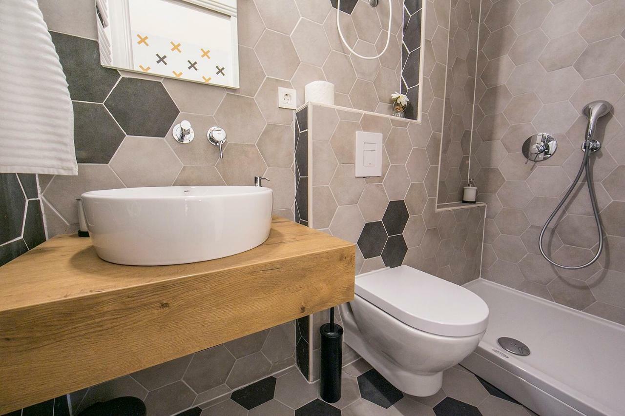 Rooms Nela Сплит Экстерьер фото